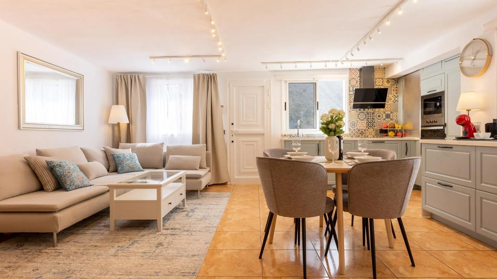 Elegant, Comfortable Penthouse With Scenic Views Apartman La Orotava
