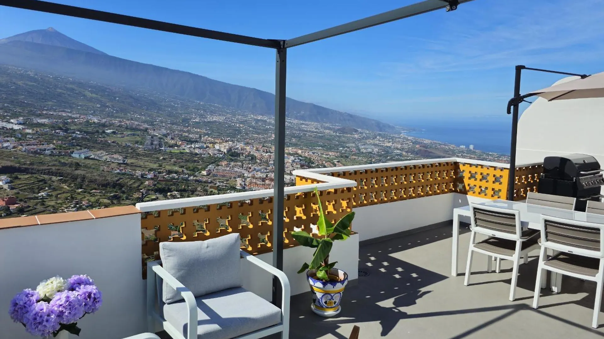 Elegant, Comfortable Penthouse With Scenic Views Apartman La Orotava